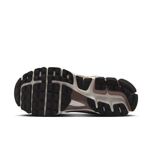 Women's Nike Zoom Vomero 5 Running Sneakers