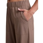 Women's Beyond Yoga Status Pants - Thumbnail 4 of 4
