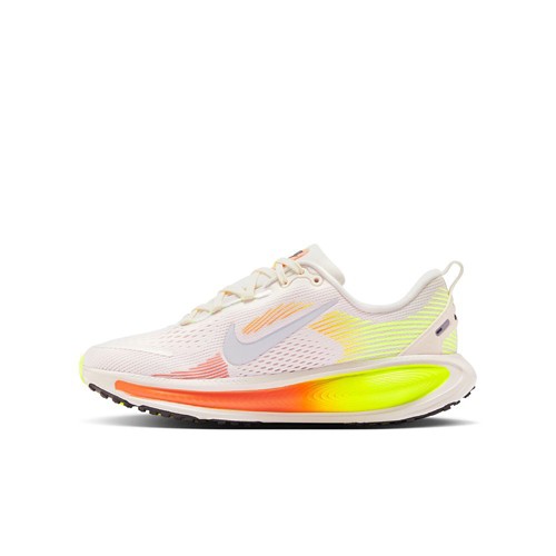Women's Nike Vomero 18 Running Shoes