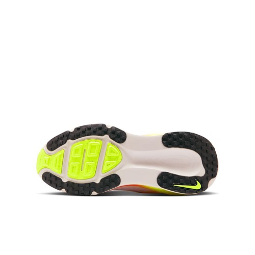 Women's Nike Vomero 18 Running Shoes