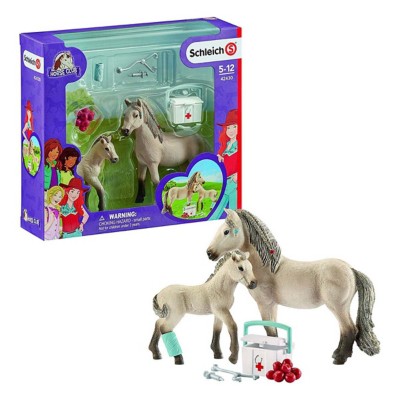 Schleich Horse Club Hannah's First Aid Kit Toy Figurine 