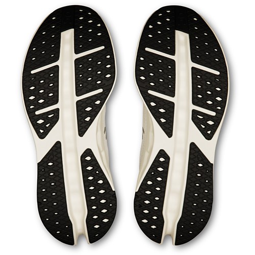 Women's On Cloudsurfer Max Running Shoes
