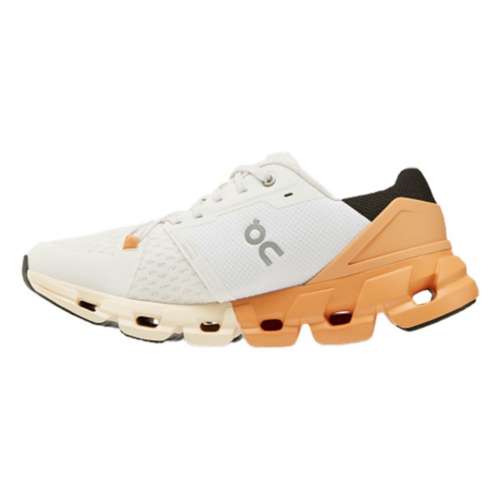 Women's On Cloudflyer 4 Running Shoes