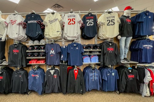 Minnesota Twins Fan Shop at Eden Prairie SCHEELS