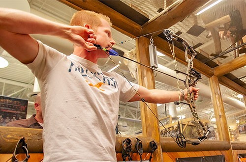 Archery Shops at Des Moines SCHEELS