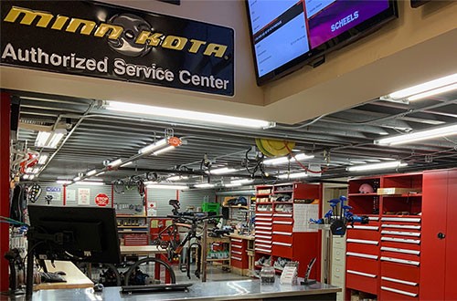 Bismarck SCHEELS Service Shop