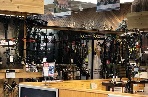 Golf Shop at Des Moines SCHEELS