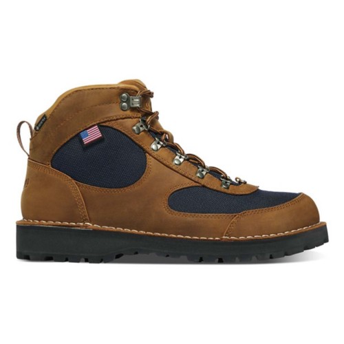 Men's Danner Cascade Crest Hiking Boots | SCHEELS.com