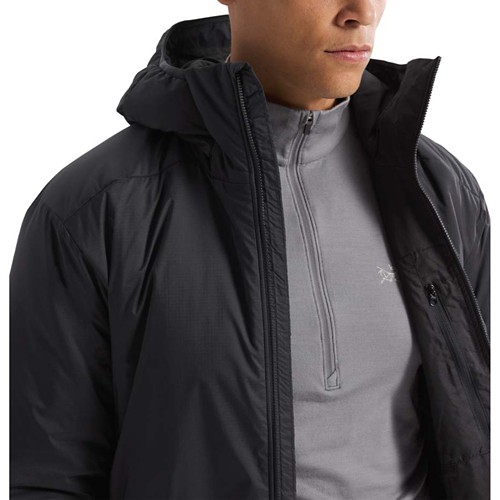 Arc’teryx Found the discontinued Theta in the wild, Gore-Tex XCR : r