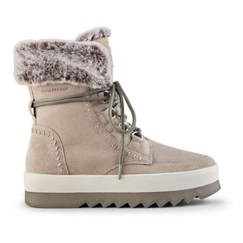 Jersey Shore Trend Alert: Fuzzy Boots In Summer!