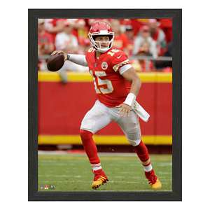 Highland Mint Kansas City Chiefs Derrick Thomas 12x15 Sport Frame