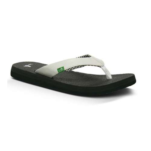 Sanuk black yoga on sale mat flip flops