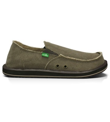 mens sanuk slip on shoes