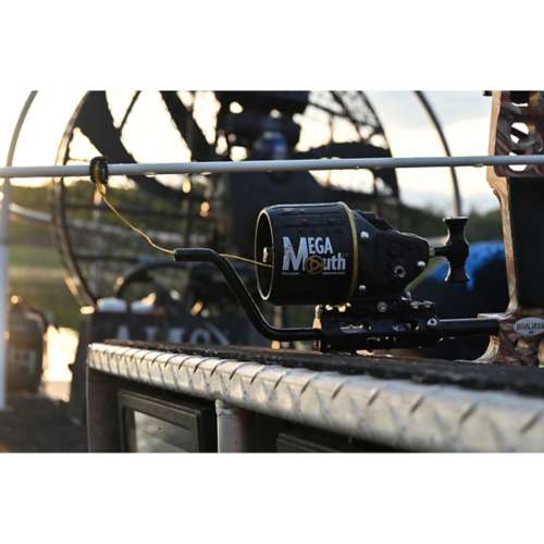 MegaMouth® 2.0 Bowfishing Reel with Hex Through-Tube Rod and Lever