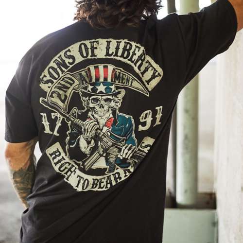 Men's this T-shirt explores the Sons Of Liberty T-Shirt