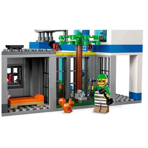 Lego small 2025 police station