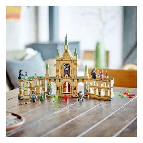  LEGO Harry Potter The Battle of Hogwarts Building Toy Set,  Harry Potter Toy for Boys, Girls and Kids Ages 9+, Features a Buildable  Castle Section and 6 Minifigures to Recreate an