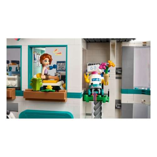 Heartlake city discount hospital lego set