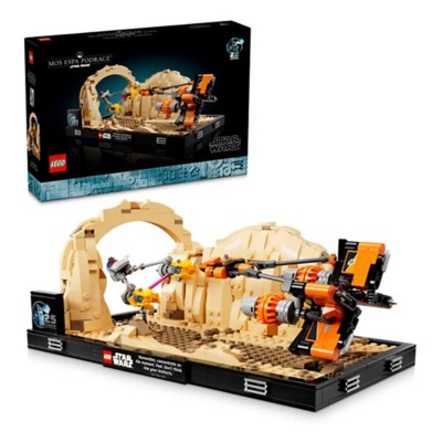 LEGO Star Wars Mos Espa Podrace Diorama 75380 Building Set