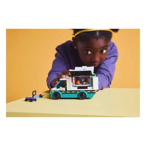 LEGO City Emergency Ambulance 60451 Building Set - Primary Image