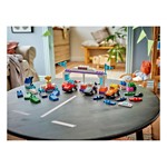 LEGO DUPLO F1 Team Race Cars & Drivers 10445 Building Set - Thumbnail 8 of 10