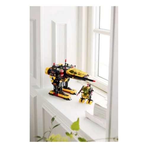 LEGO Icons Blacktron Renegade10355 Building Set - Primary Image