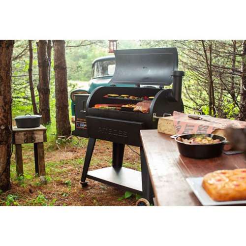 Sportsman Series Portable Electric Start Wood Pellet Grill