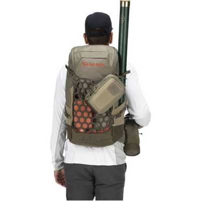 simms flyweight fishing backpack