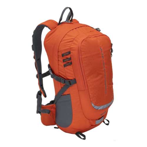 ALPS Mountaineering Hydro Trail 17 Backpack