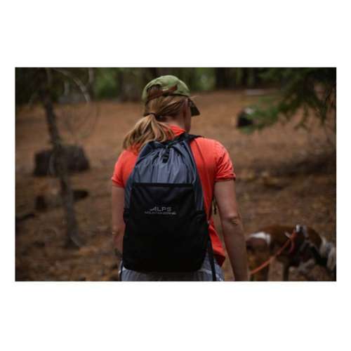 ALPS Mountaineering Tempo 18 Backpack