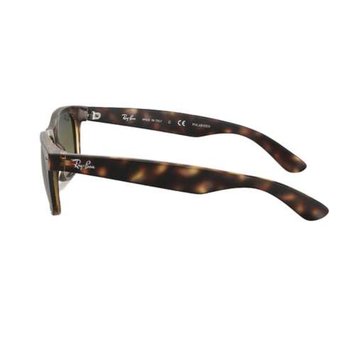 Ray-Ban New Wayfarer Classic Polarized EYEWEAR sunglasses