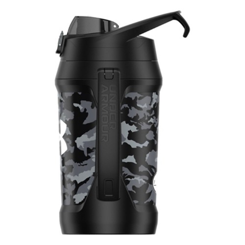 Under Armour 64oz Playmaker Water Jug | SCHEELS.com