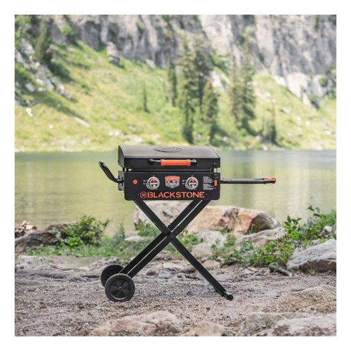 Blackstone On the Go 22'' Griddle with the Scissor Cart