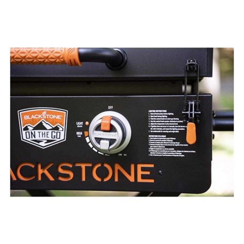 Blackstone On the Go 22'' Griddle with the Scissor Cart