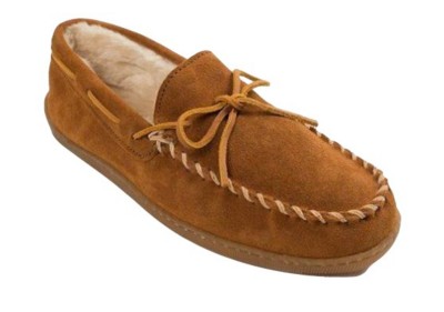 minnetonka men's suede pile lined hardsole slipper 3901