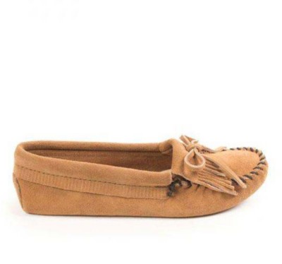 minnetonka kilty softsole