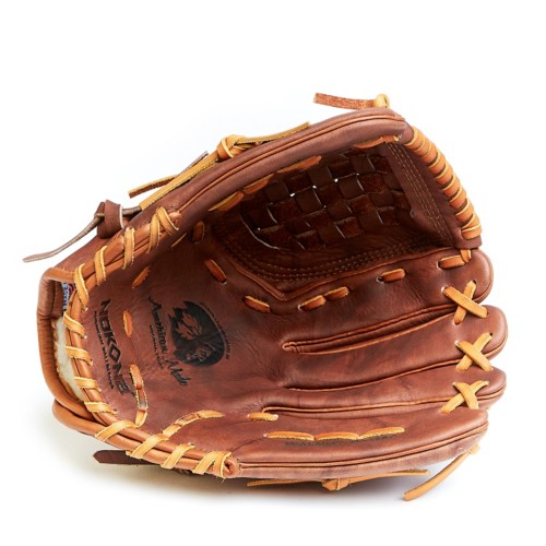Nokona Walnut W-V1250 Velcro 12.5" Closed Web Infield/Outfield Fastpitch Glove