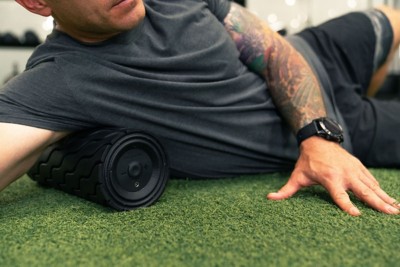 Therabody-Theragun Vibrating Wave Foam Roller | SCHEELS.com