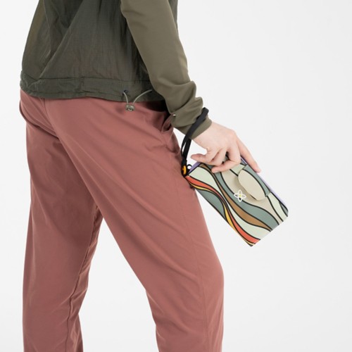 Sherpani Tulum Zip Wallet