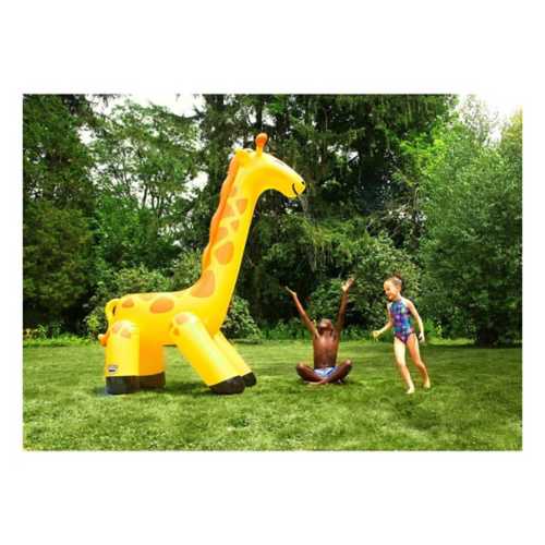 giant giraffe sprinkler