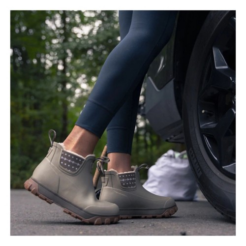 Women's Grundens Deviation Sherpa Ankle Deck Boots