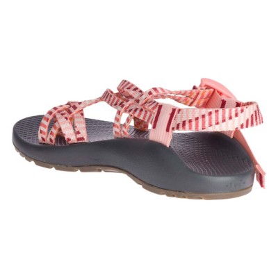 womens pink chacos