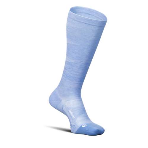 Men's Feetures Graduated Compression Light Cusion Knee Knee High Running Socks