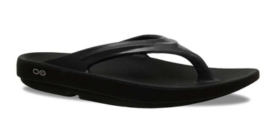 oofos women's flip flops