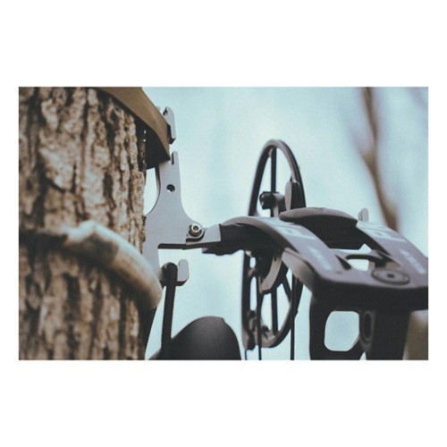 Latitude Outdoors Bite Bow Hanger - Primary Image