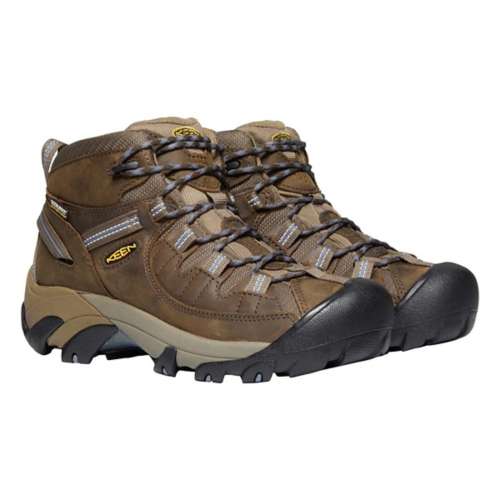 Keen hiking boots outlet near me