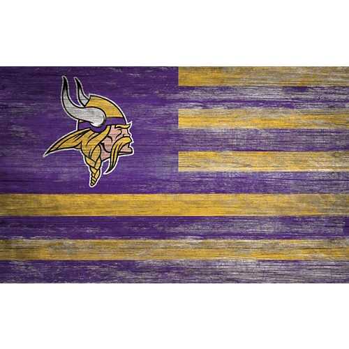 Fan Creations Minnesota Vikings Distressed Flag Sign