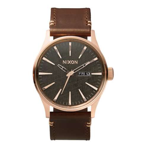 Mens nixon discount