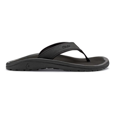 black olukai flip flops