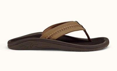 olukai slippers near me